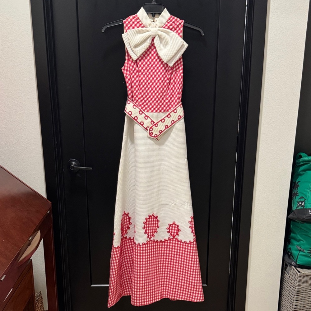 Elegant Vintage Red and White Gingham Dress